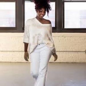 CAbi Lotus Pullover style #5828 size Medium EUC Slouchy Oversized and Cute!